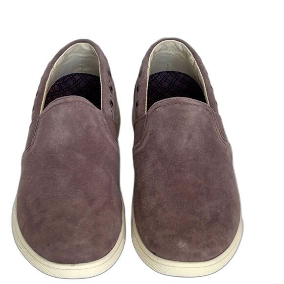 Spenco Shoes - Spenco Sneakers Women’s Size 7.5 Color Lavender Elderberry Suede Comfort Slip-on